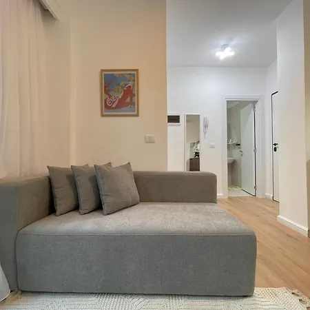 Magnetic Apartments *